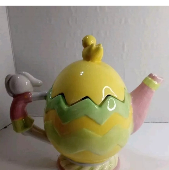 Cute Bunny Rabbit Teapot - Picture 6 of 7